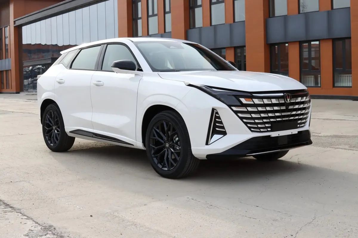 Changan UNI-Z на площадке экспортёра